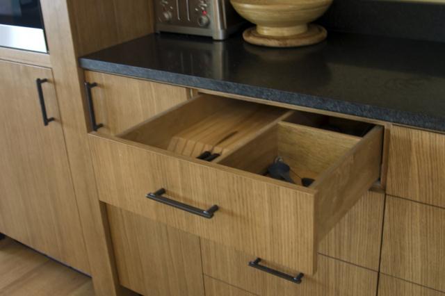 Divided Drawer, with Knife Block Insert